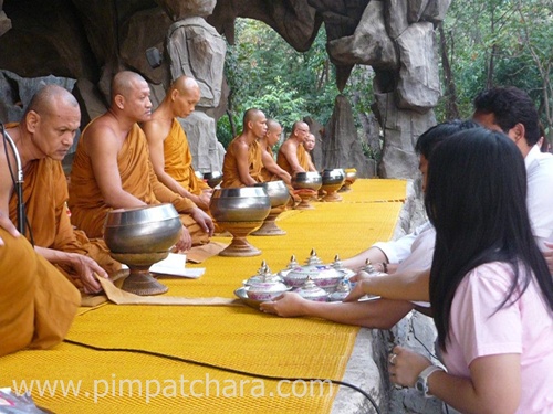 ตามรอยพระราชประวัติสมเด็จพระนเรศวรมหาราช