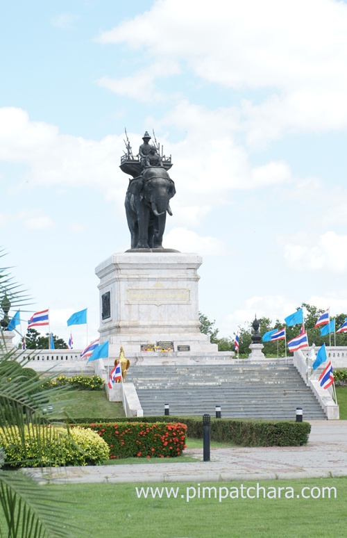 ตามรอยพระราชประวัติสมเด็จพระนเรศวรมหาราช