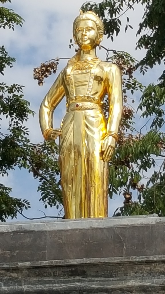 ตามรอยพระราชประวัติสมเด็จพระนเรศวรมหาราช